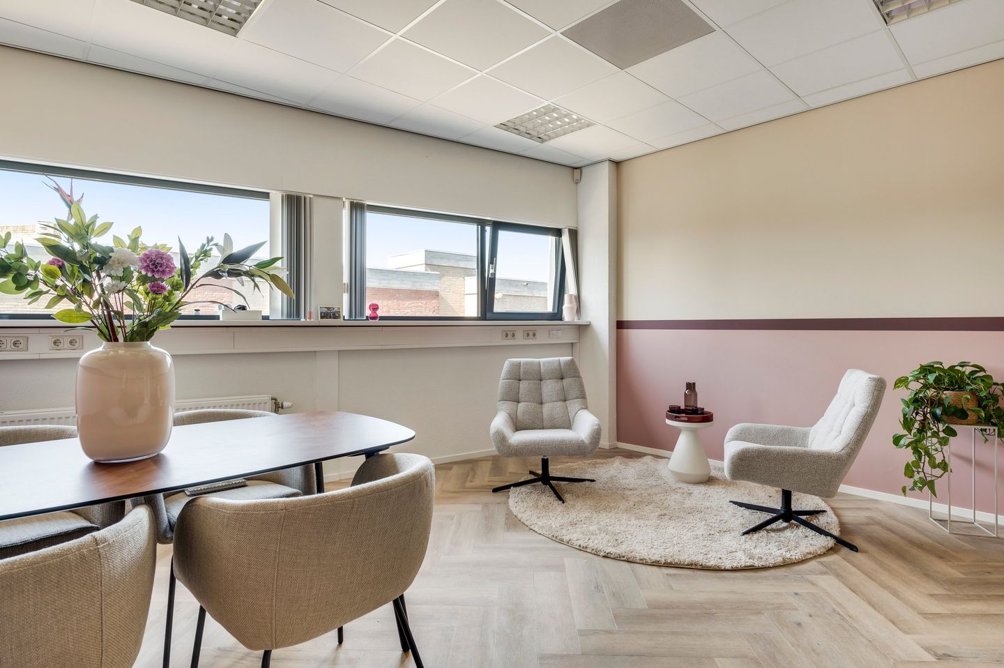 Bekijk foto 1 van Schoutlaan 10-A