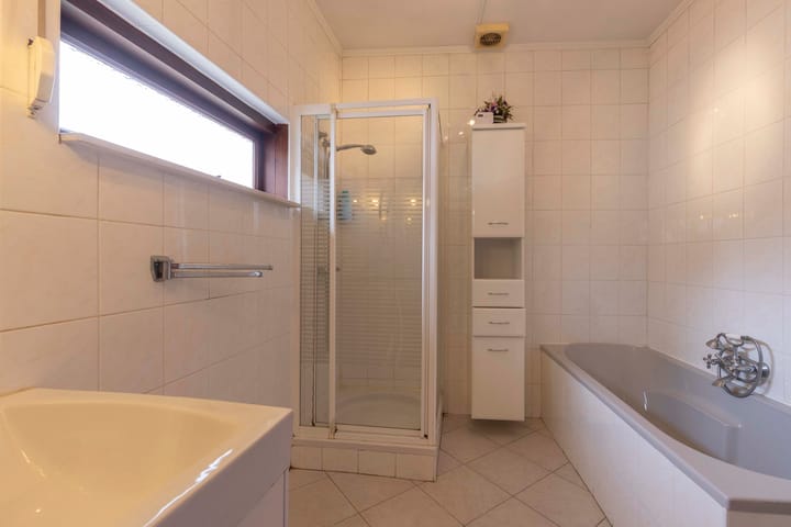 Foto 33 van Hasseltstraat 154