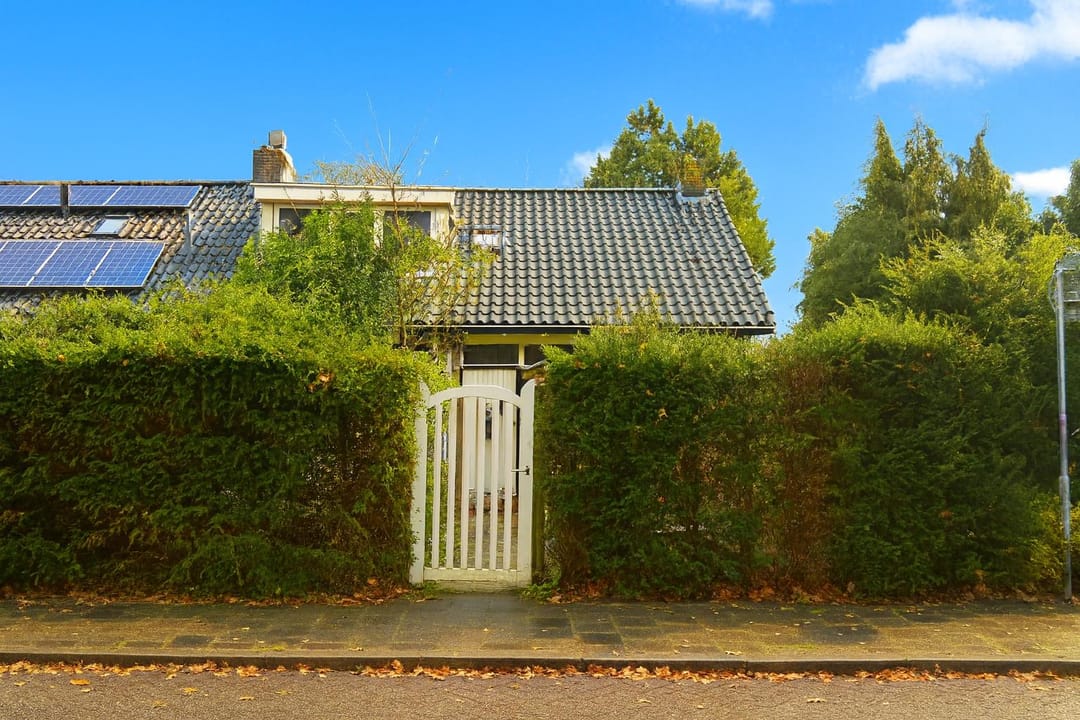 Hoekwoning aan Gerard Doulaan 29, Muiderberg