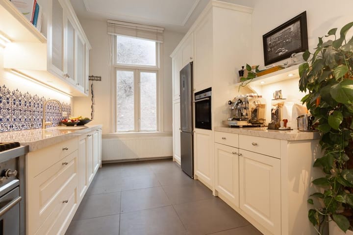 Foto 3 van Koningin Emmakade 189