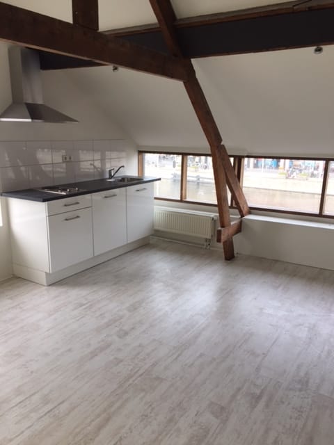 Foto 2 van Kanaalkade 16-C2