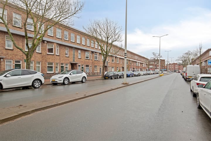 Foto 3 van Van Musschenbroekstraat 82