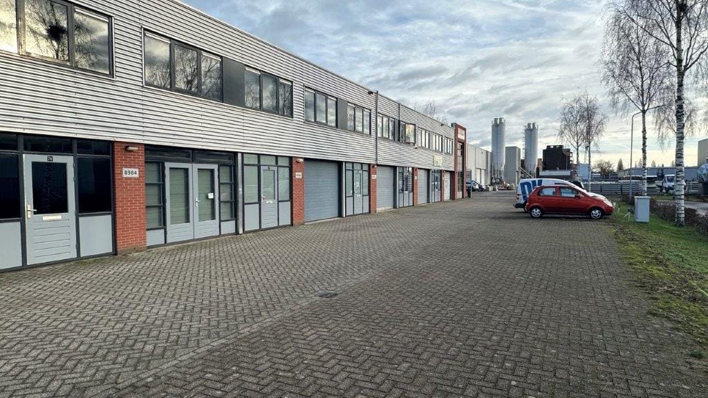 Bekijk foto 4 van Neutronenlaan 76