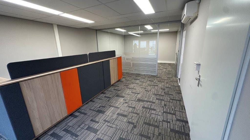 Bekijk foto 5 van Neutronenlaan 76