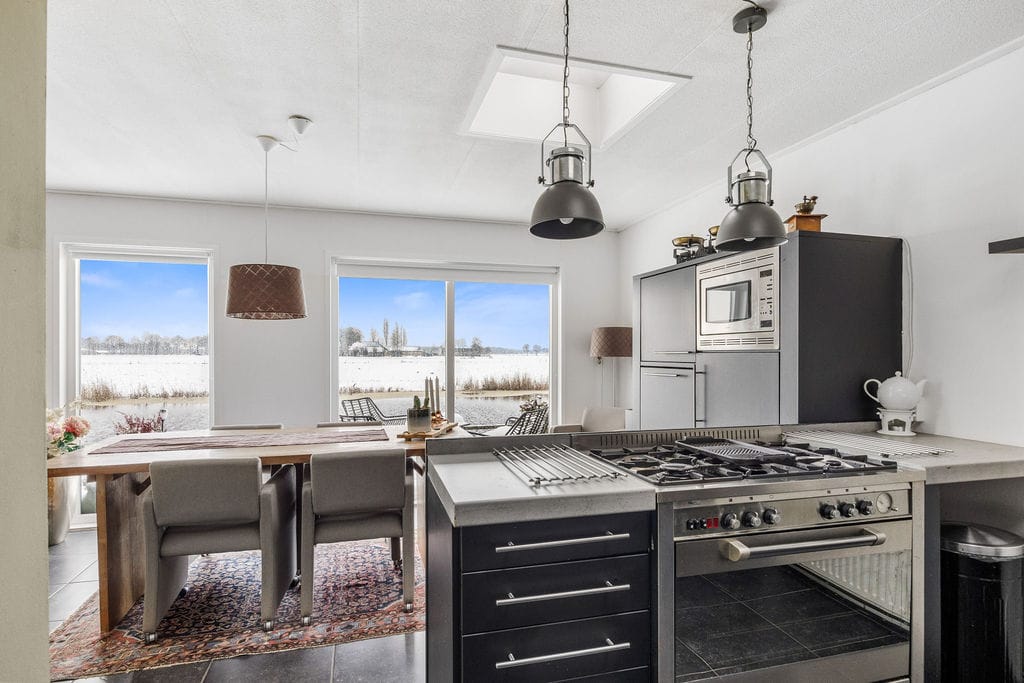 Photo 18 of Skûtsje 60