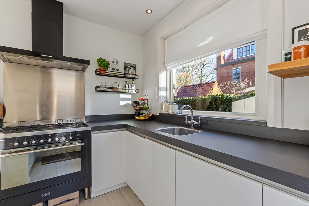 Foto 11 van Gerard Doulaan 8