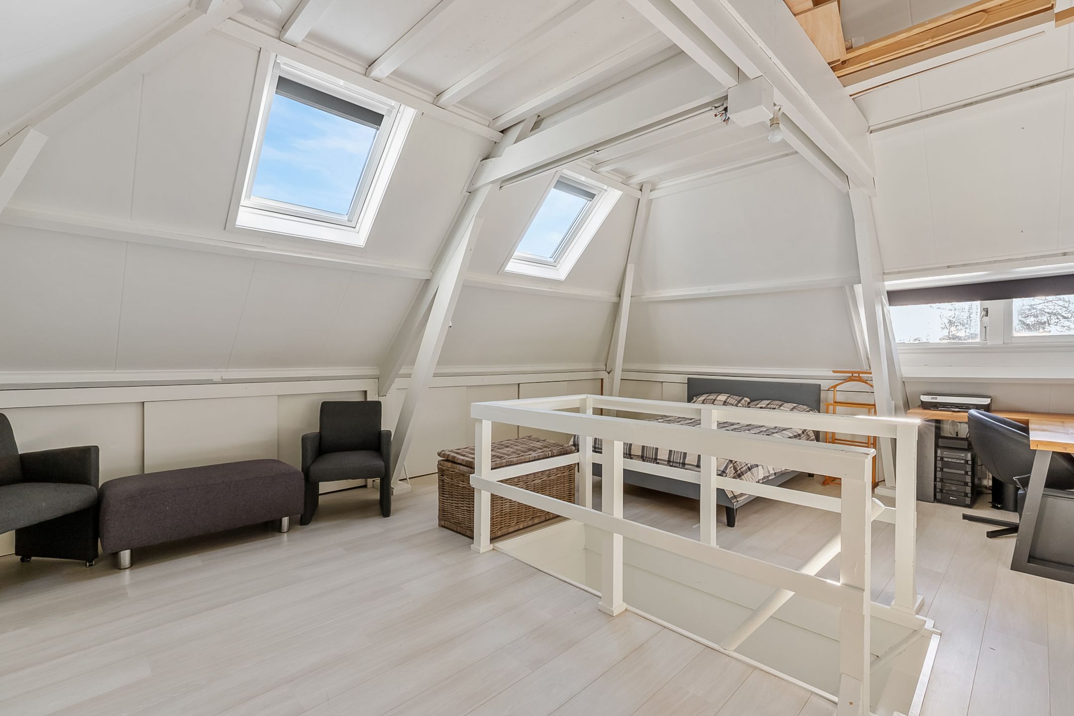 Foto 30 van Gerard Doulaan 8