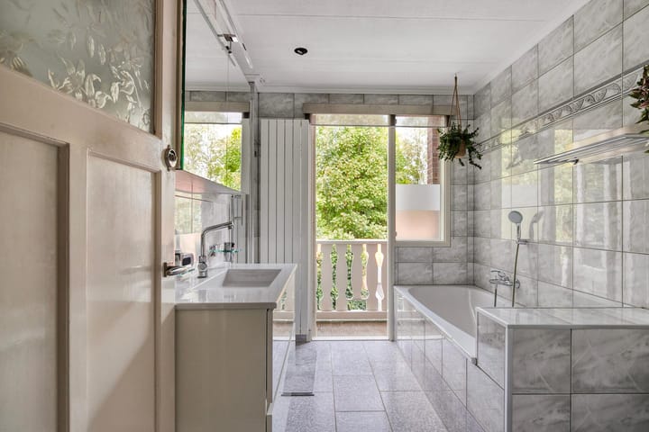 Foto 25 van Herderstraat 17