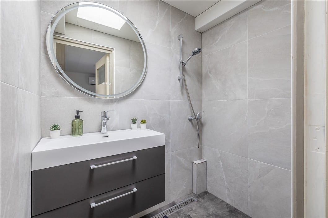 Photo 4 of Minervastraat 98