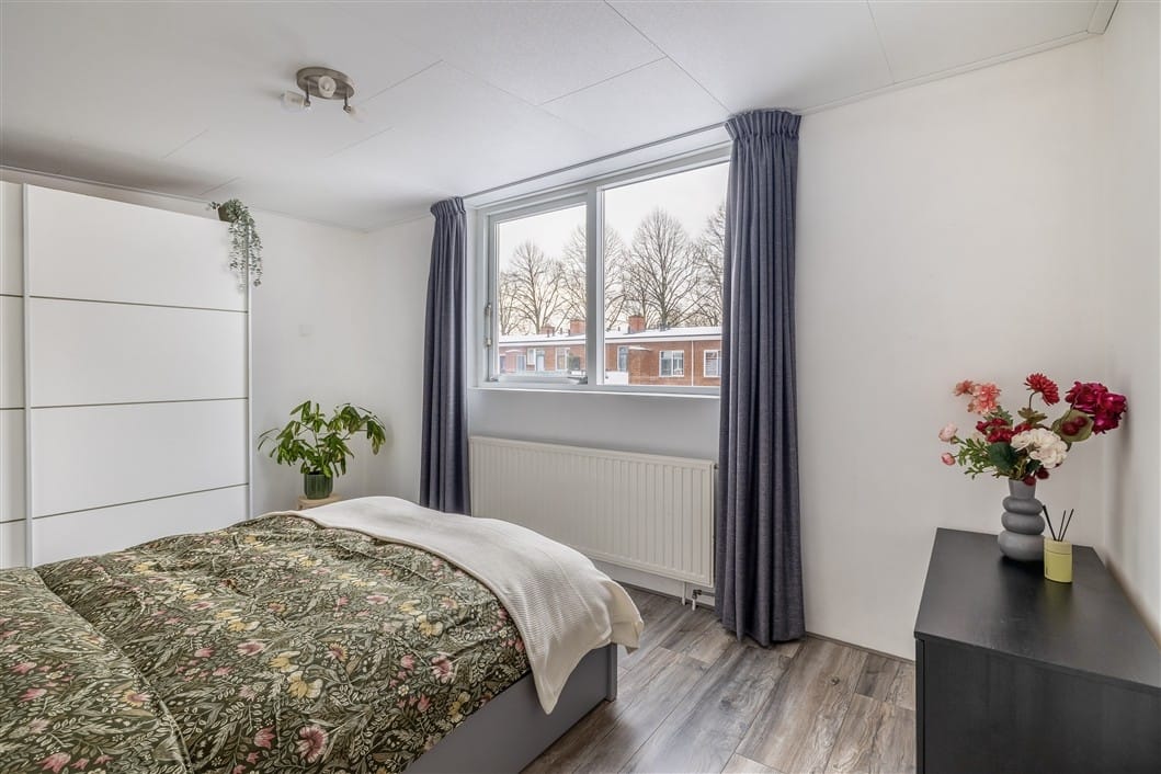 Photo 23 of Minervastraat 98