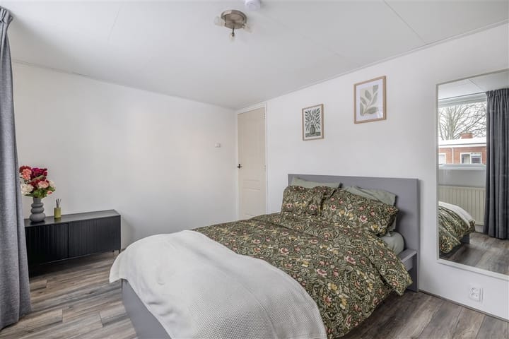 Foto 24 van Minervastraat 98