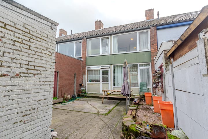 Foto 28 van Edward Jennerstraat 43