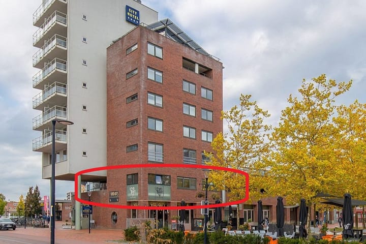 Photo 3 of Raadhuisplein 30