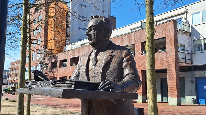 Foto 17 van Raadhuisplein 30