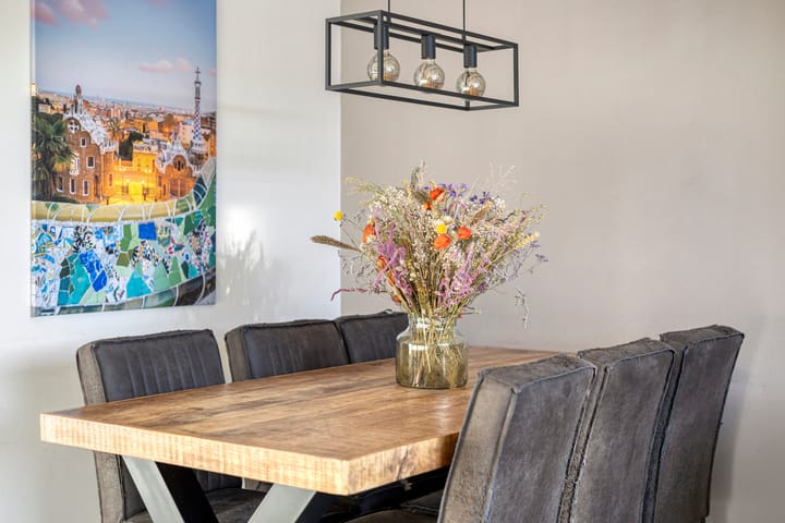 Photo 11 of Weegbree 89