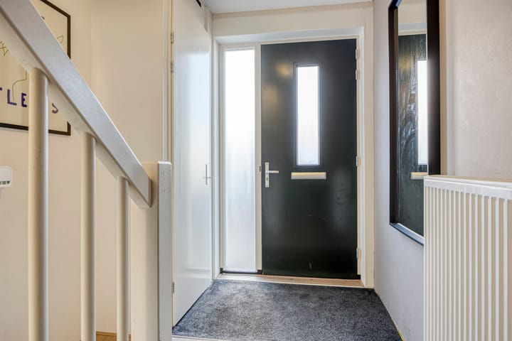 Photo 7 of Weegbree 89