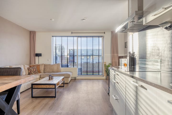 Photo 9 of Weegbree 89