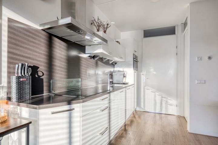 Photo 12 of Weegbree 89