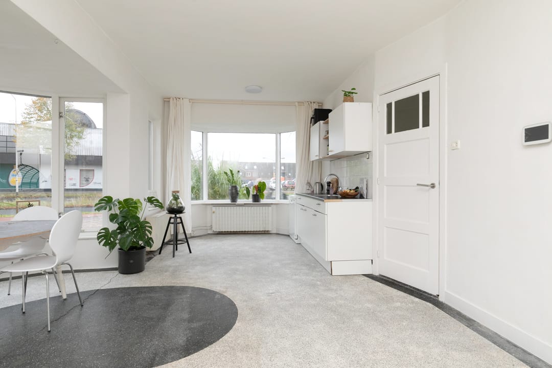 Photo 16 of Lunetstraat 12