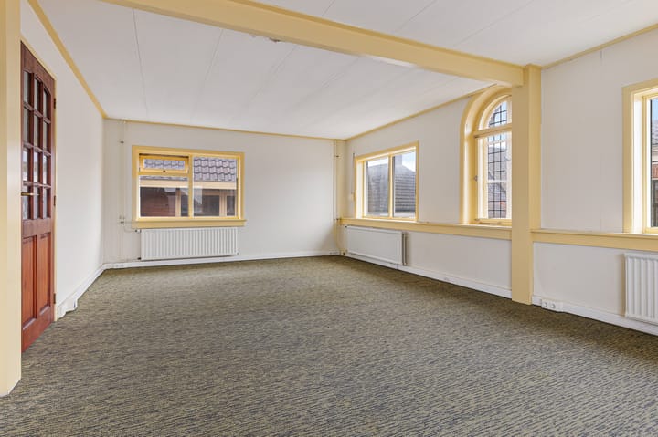 Foto 35 van Heerestraat 17