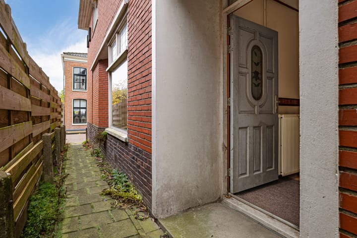 Foto 28 van Heerestraat 17