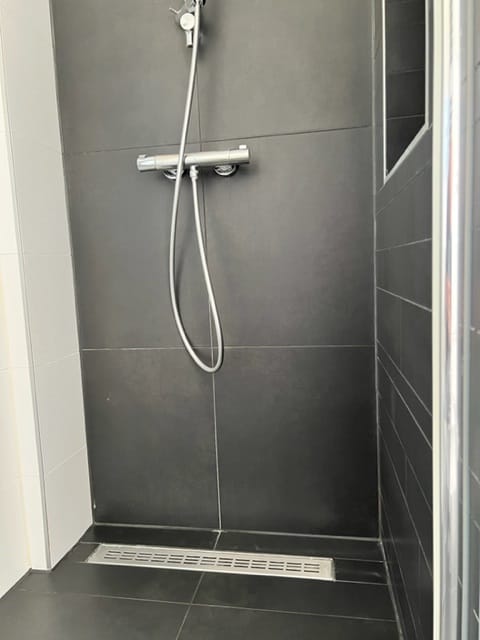 Foto 28 van Van Leeuwenhoekstraat 98