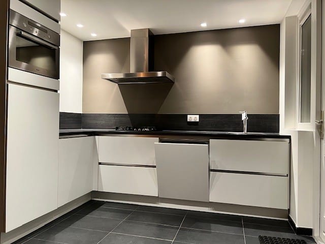 Foto 14 van Van Leeuwenhoekstraat 98