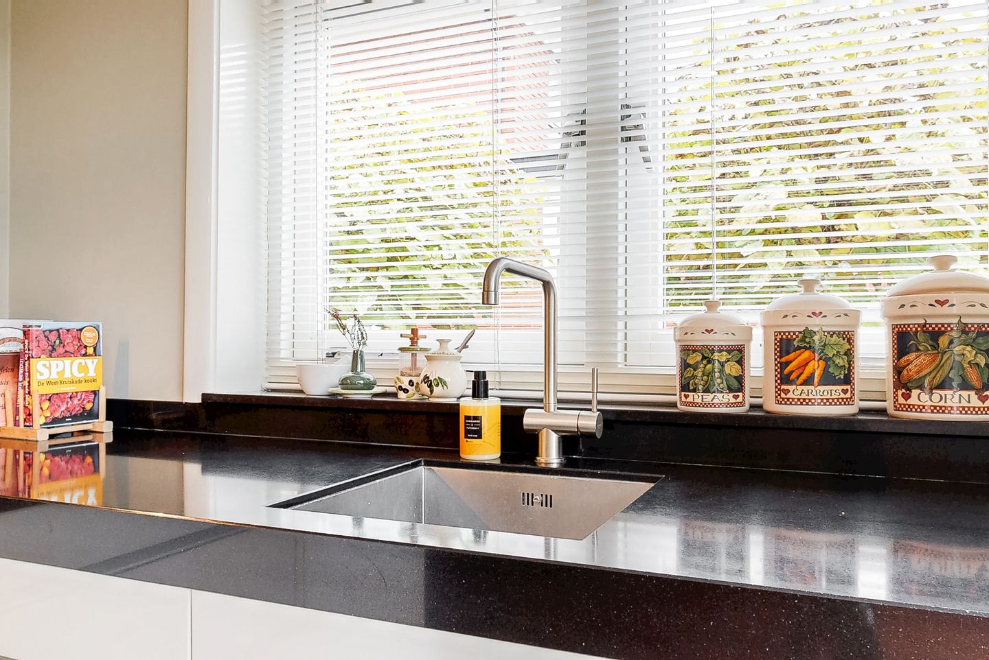 Foto 10 van Asselsestraat 279