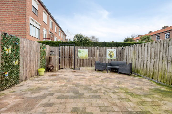 Foto 32 van Pastoor Moormanstraat 58