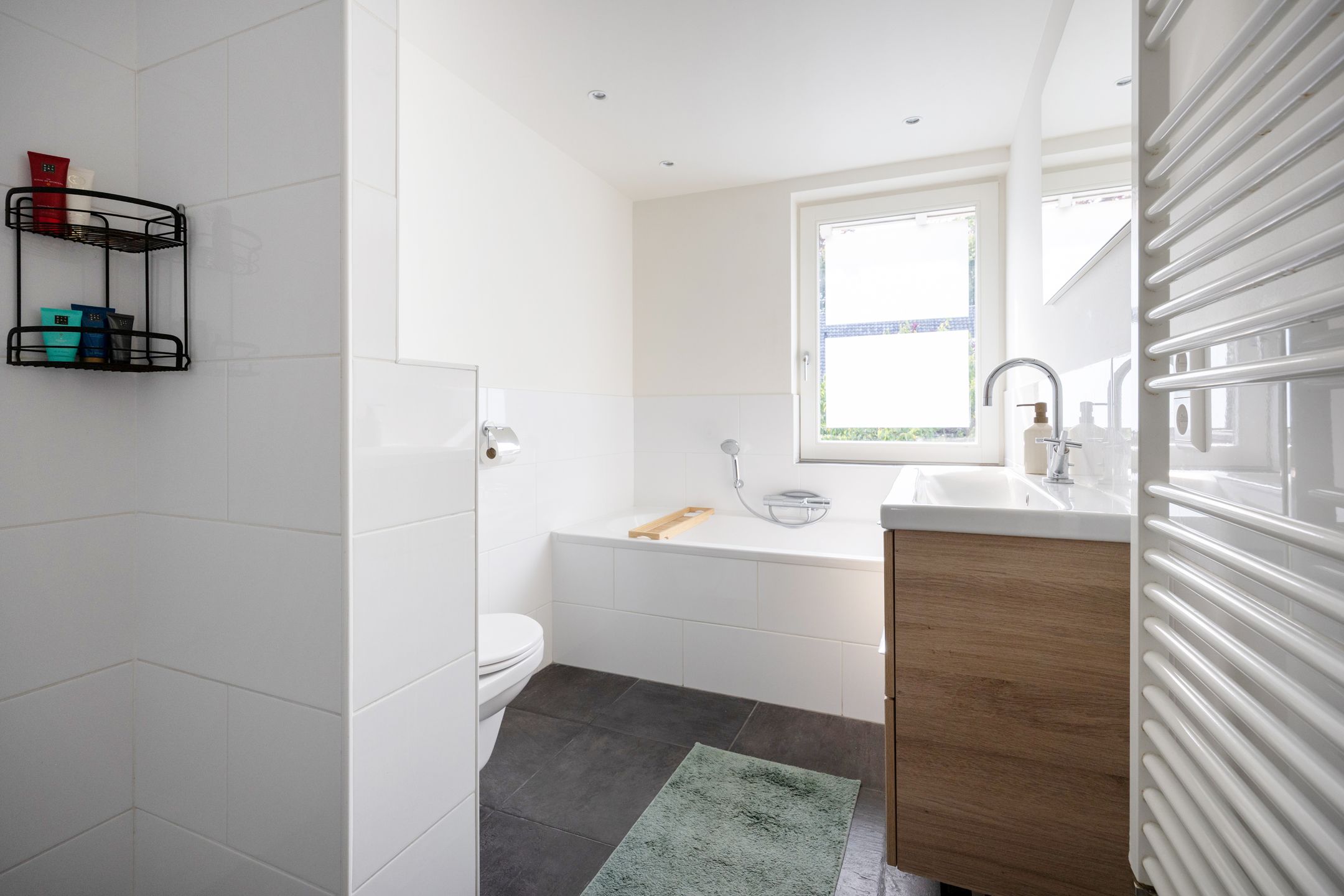 Photo 33 of Laan van Henegouwen 19