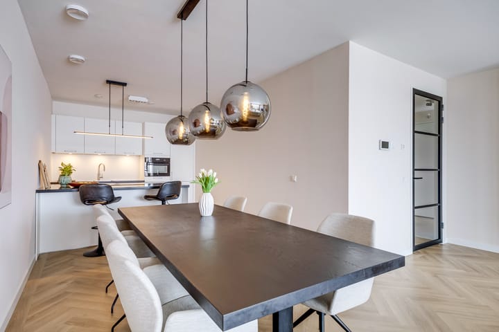 Foto 13 van Madridstraat 230