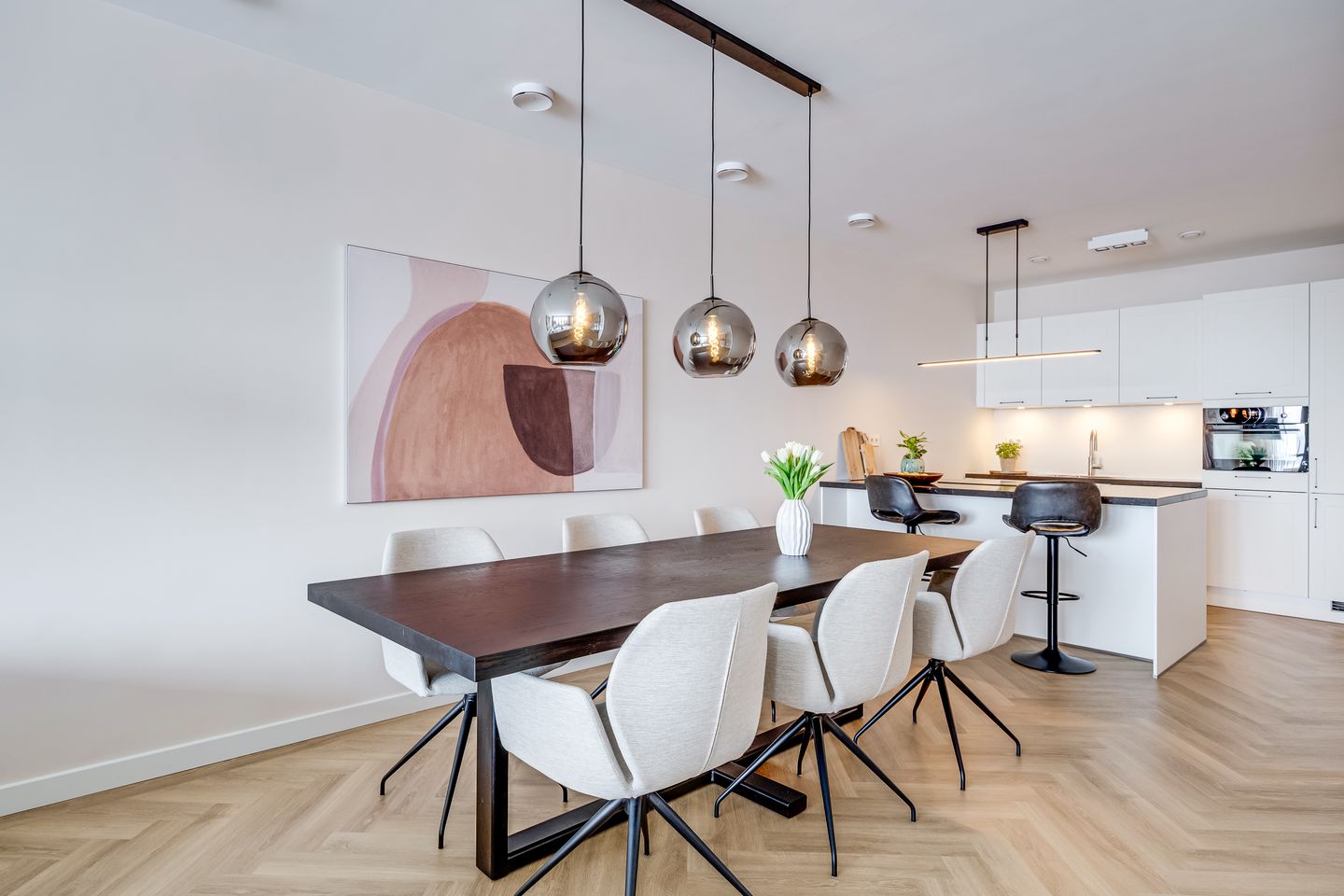 Foto 14 van Madridstraat 230