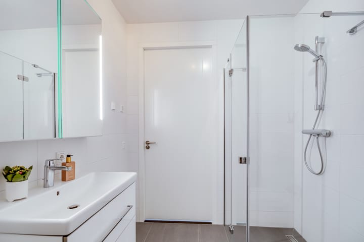 Foto 32 van Madridstraat 230