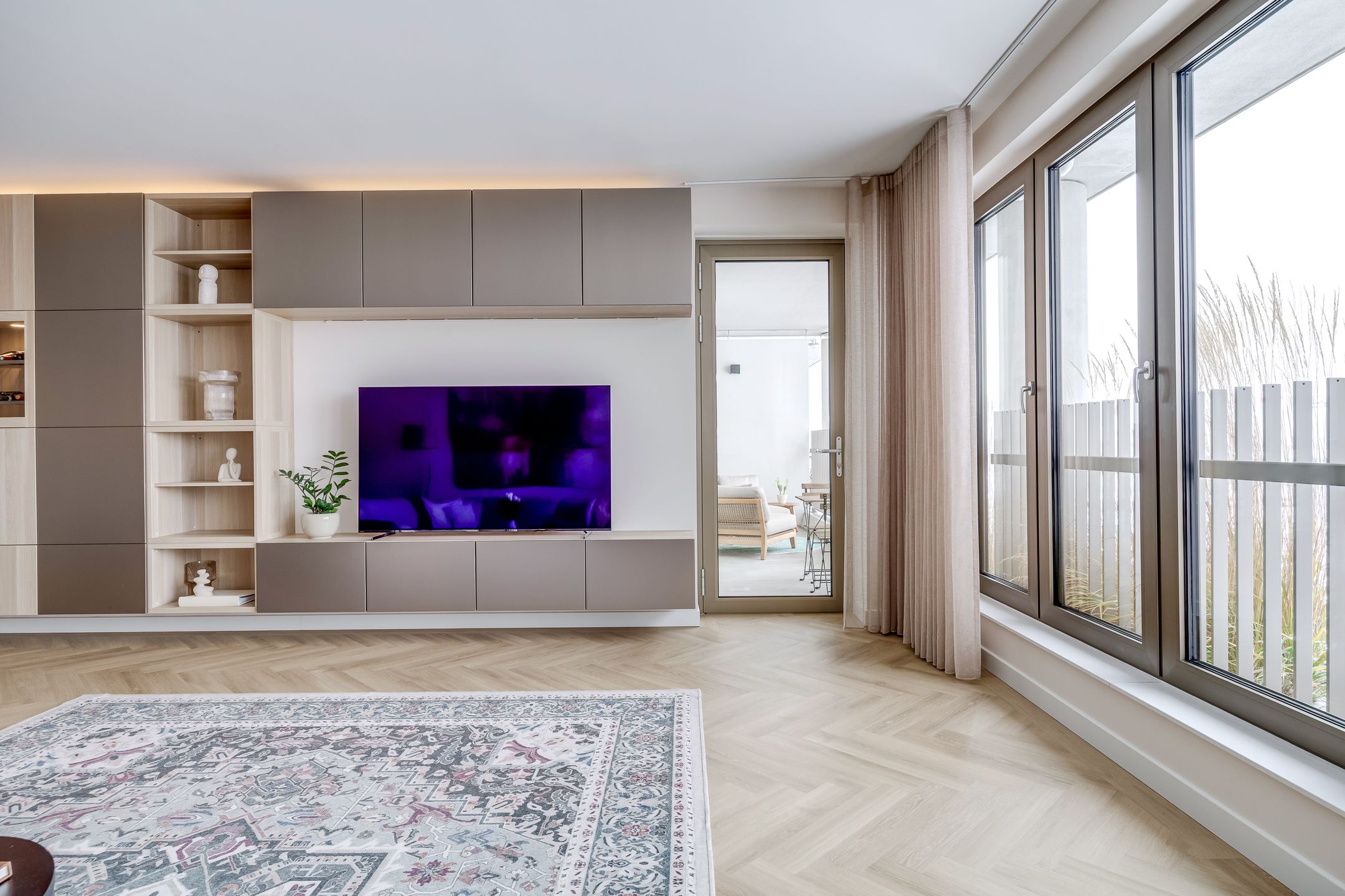 Foto 12 van Madridstraat 230