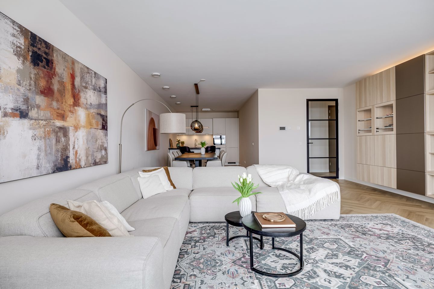 Foto 10 van Madridstraat 230