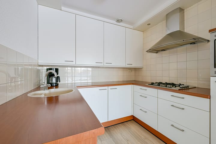 Foto 17 van Bernhardstraat 16