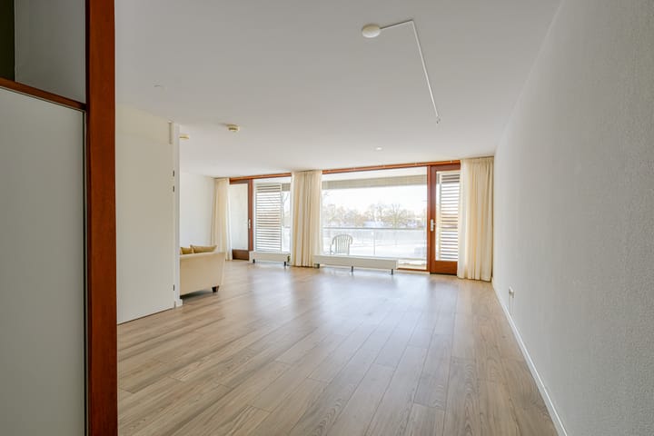 Foto 18 van Bernhardstraat 16