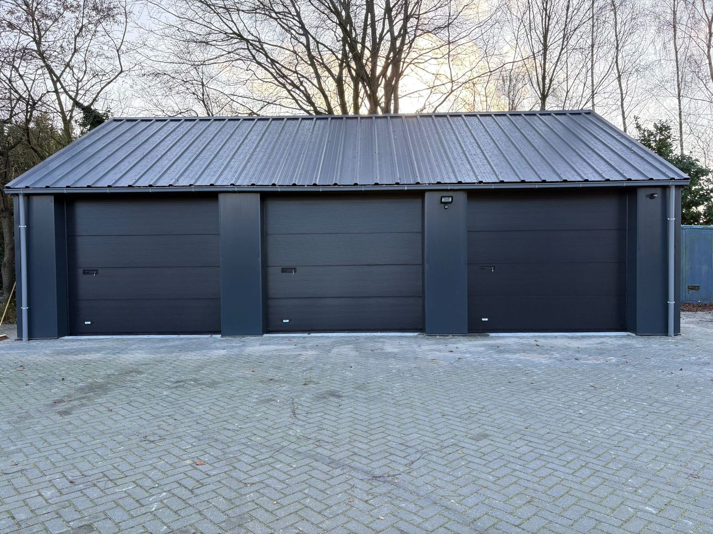 Bekijk foto 1 van Bazeldijk 18