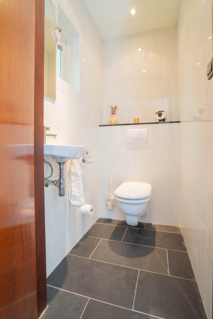 Foto 14 van Akkerroosstraat 6