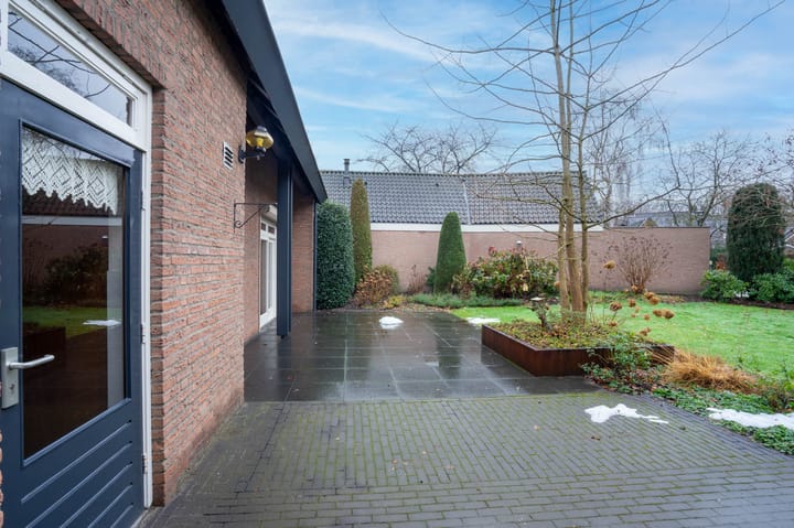 Foto 38 van Akkerroosstraat 6