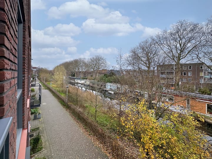 Foto 13 van Tanimbarkade 85