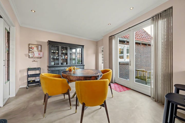 Photo 17 of Vaartstraat 82