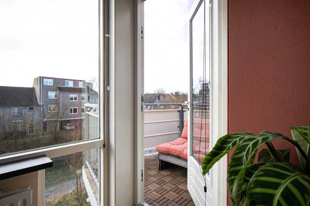 Photo 11 of Oostburgwal 53