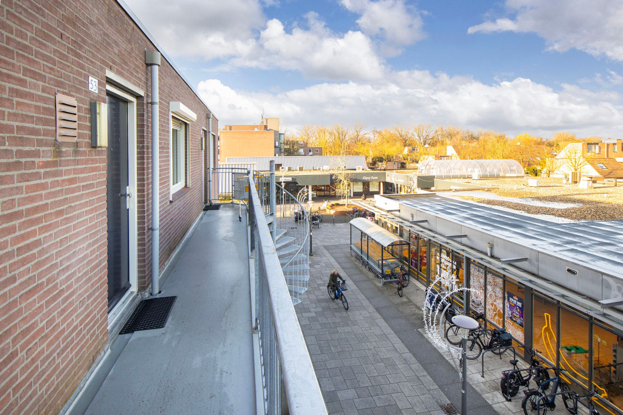 Photo 24 of Oostburgwal 53
