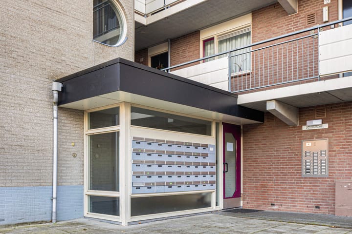 Foto 26 van Oostburgwal 53