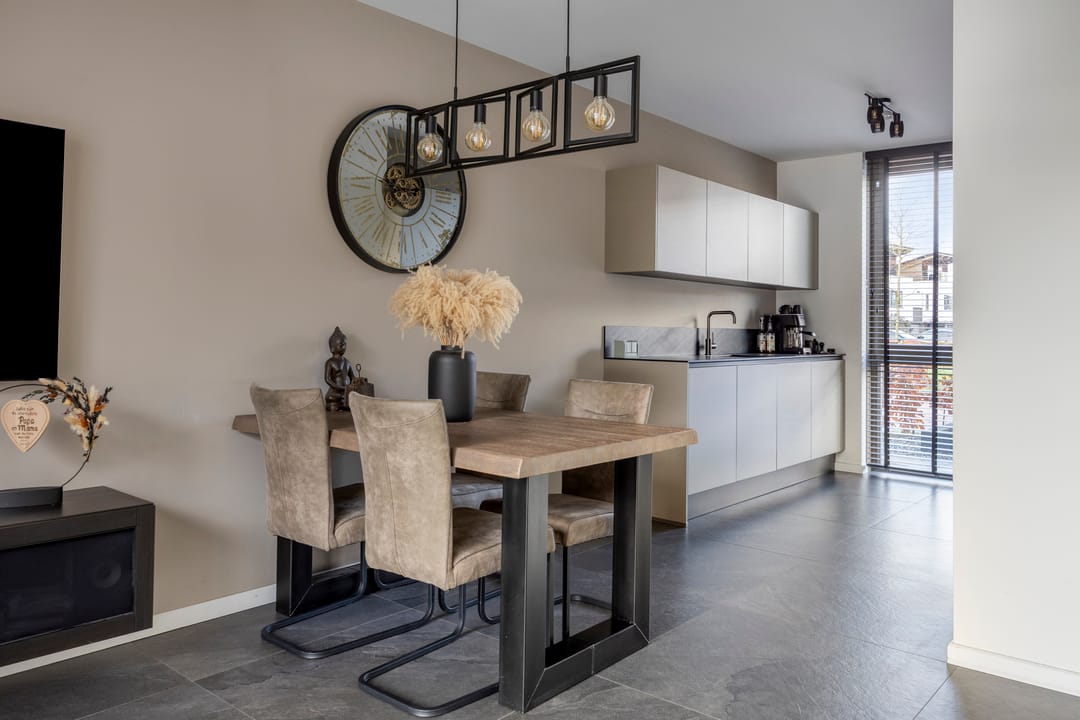 Photo 7 of Fluitenkruid 39