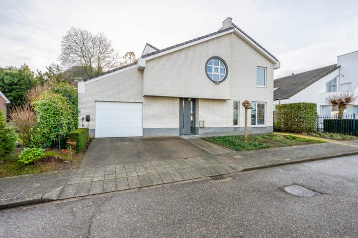 Foto 30 van Clara Wichmannstraat 2