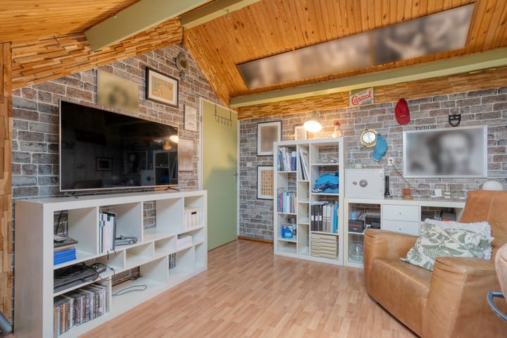 Foto 37 van Zwemmer 17