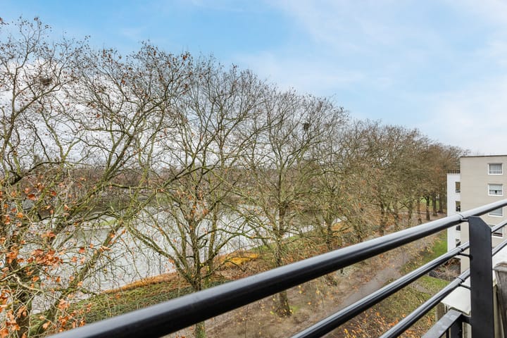 Foto 10 van Henriette Ronnerstraat 92