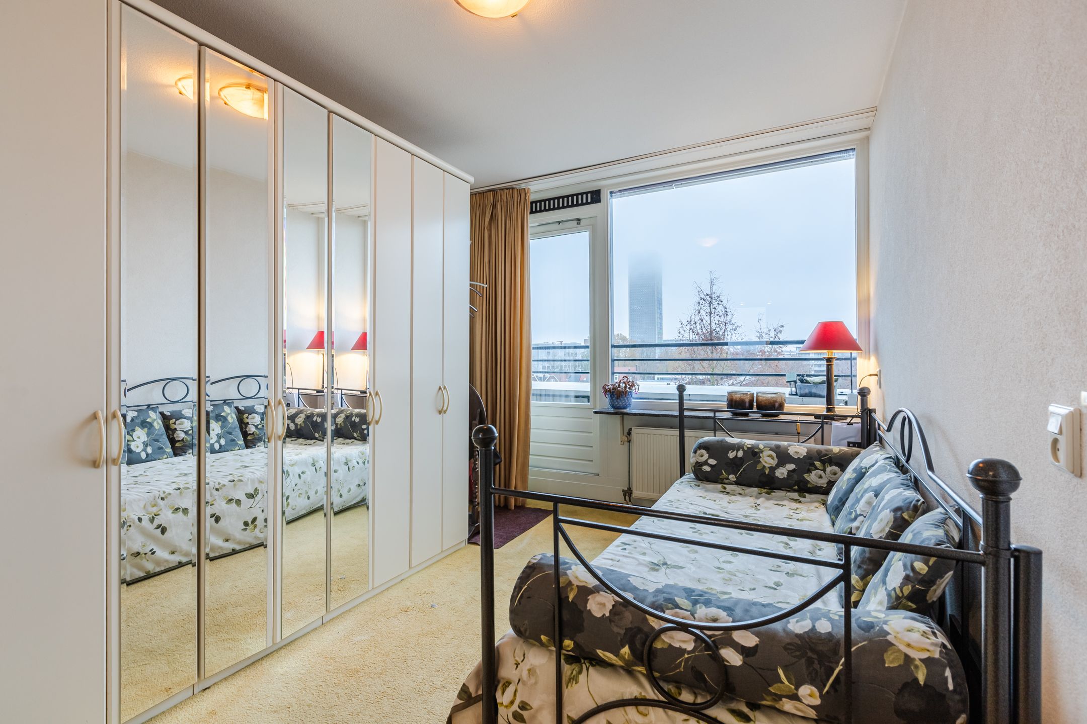 Foto 30 van Henriette Ronnerstraat 92